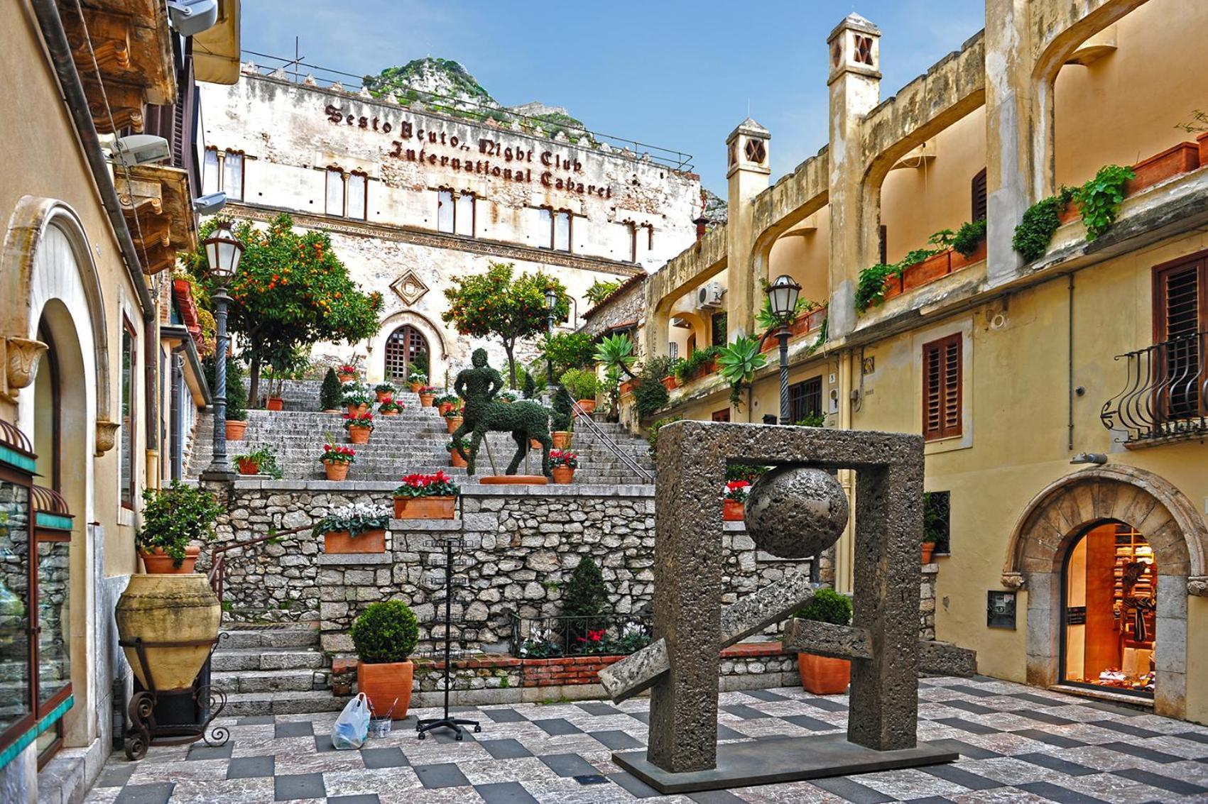 Suitehome Taormina Giardini Naxos Exterior foto