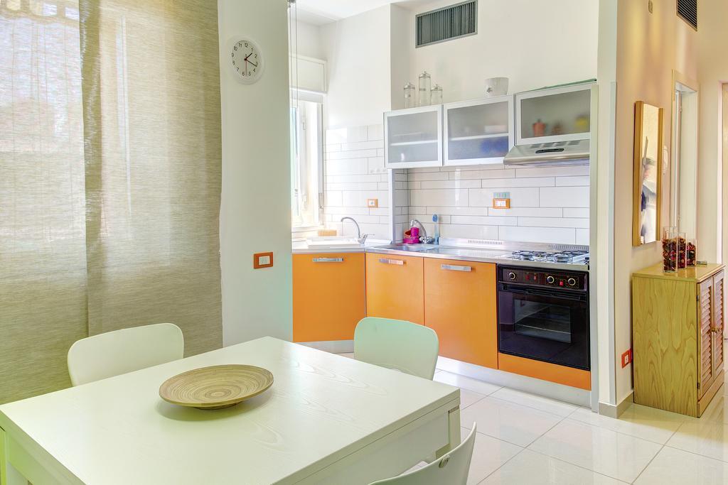 Suitehome Taormina Giardini Naxos Quarto foto
