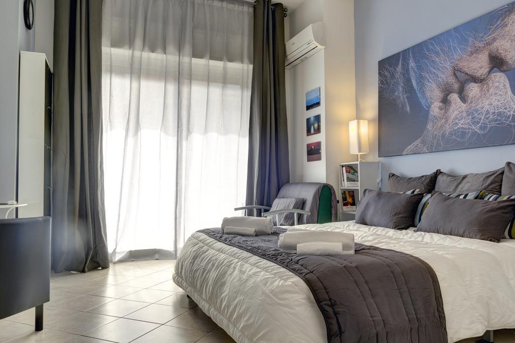 Suitehome Taormina Giardini Naxos Quarto foto